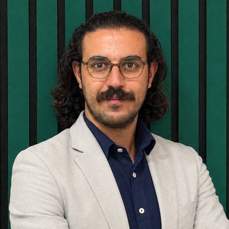 معین کامرانی
